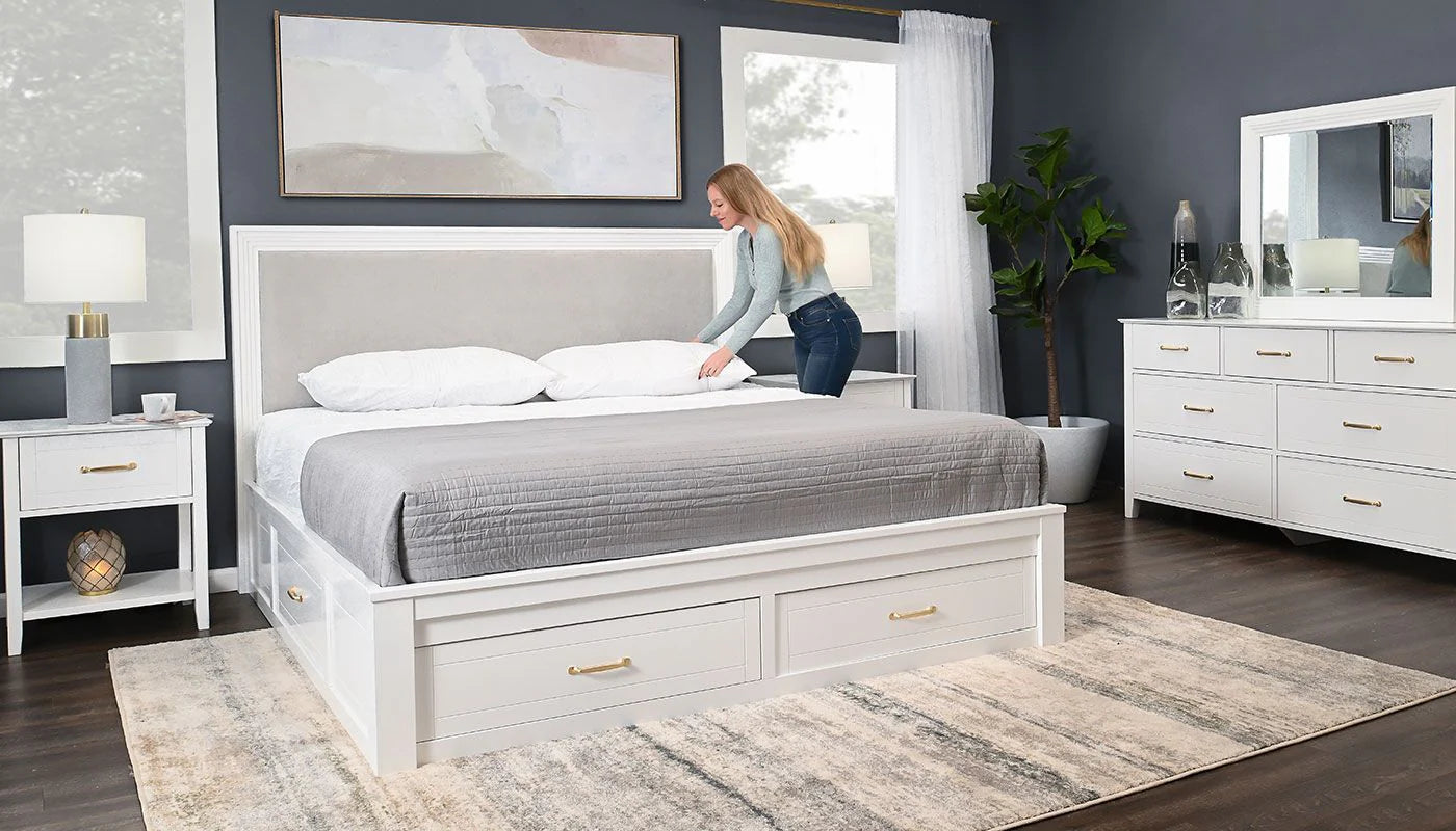 Walker White Queen Bed