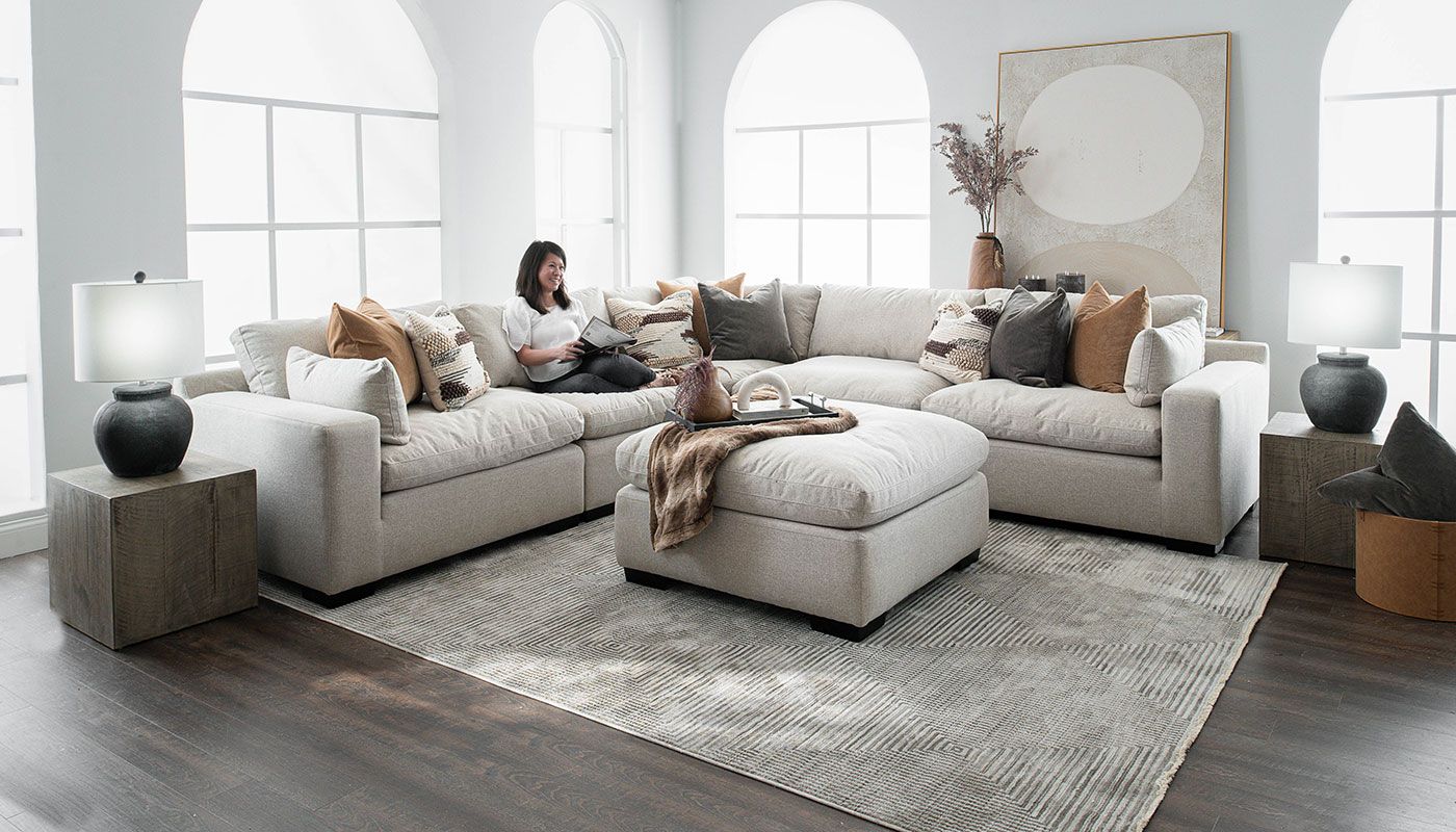 Colin Fabric 6pc. Sectional & Ottoman