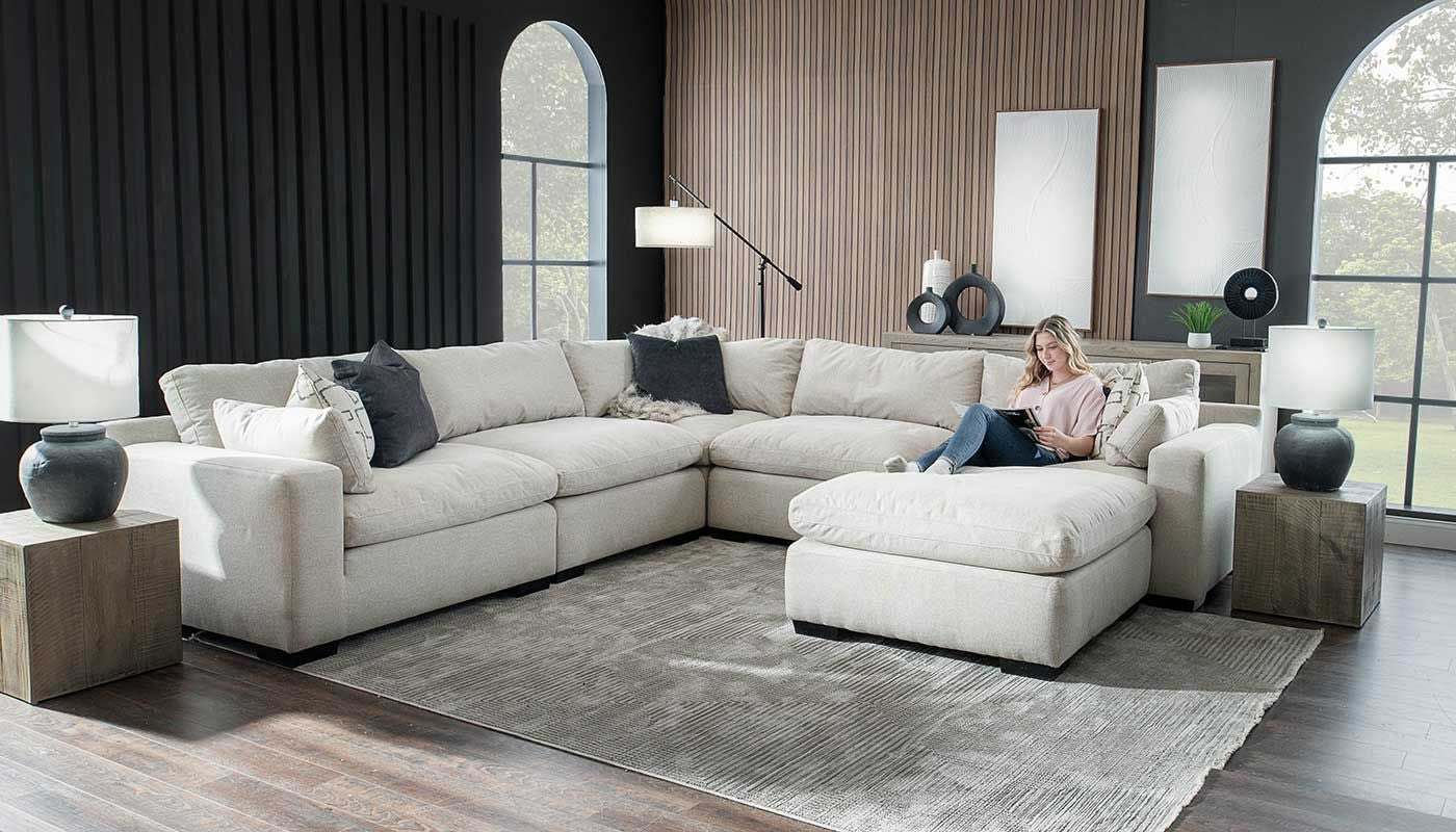 Colin Fabric 6pc. Sectional & Ottoman