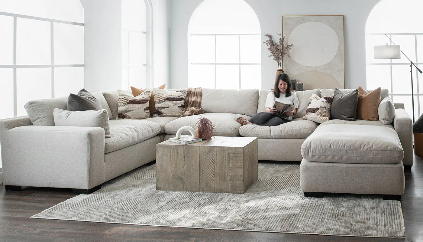 Colin Fabric 6pc. Sectional & Ottoman