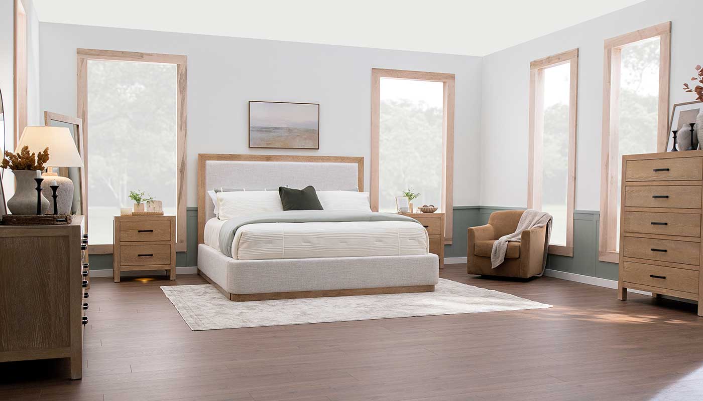 Ember Upholstery Queen Set