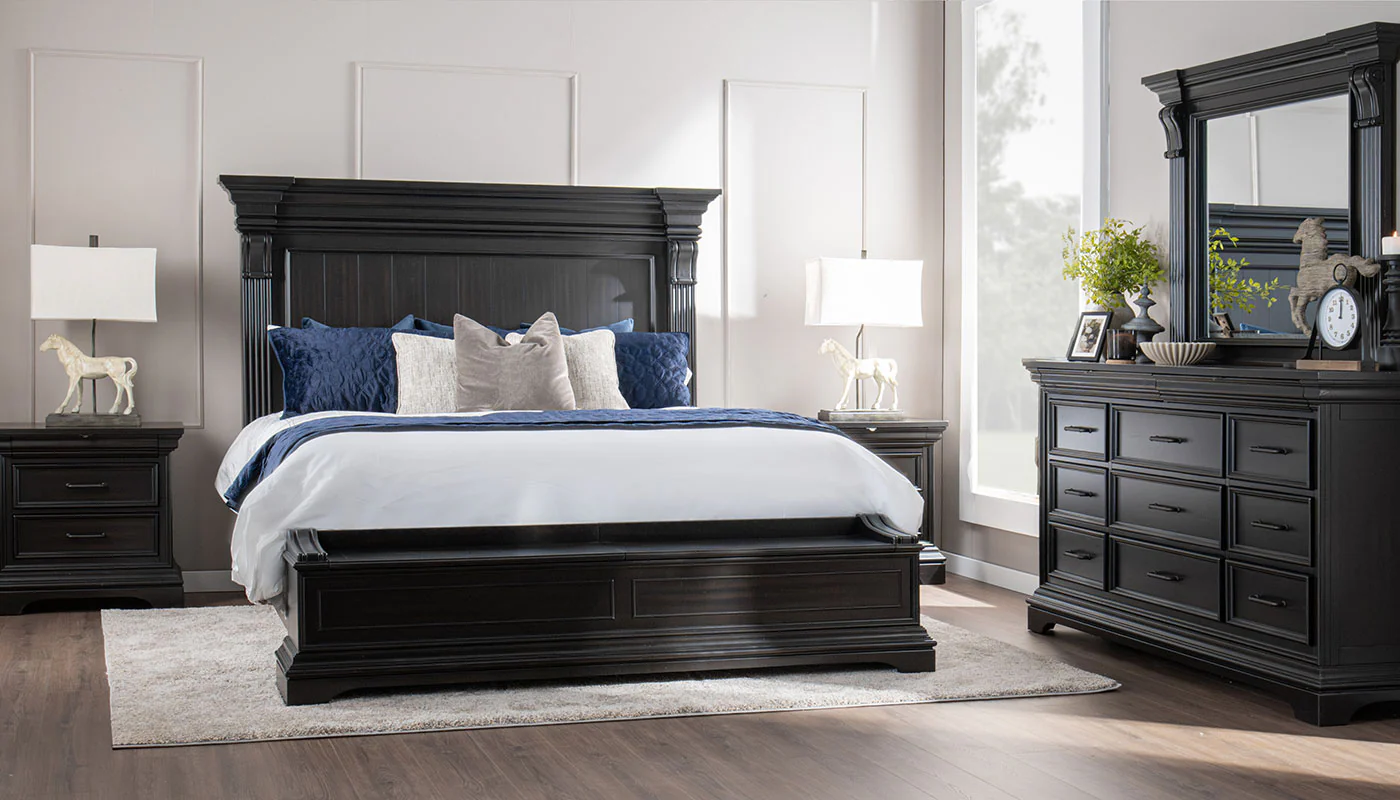 Caden Queen Set
