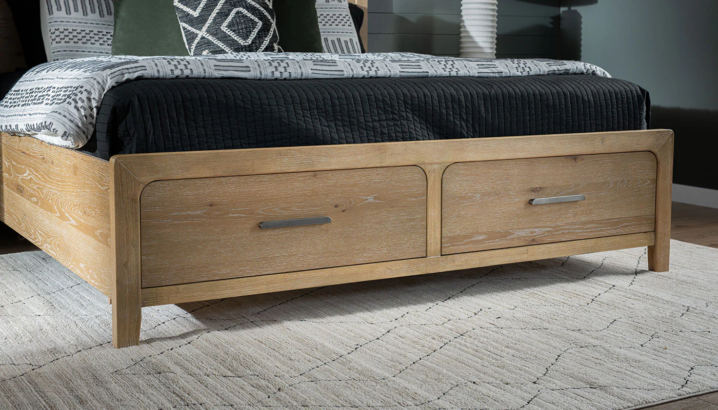 Charlie King Bed